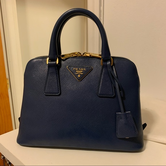 Prada Saffiano Bag - Picture 2 of 15
